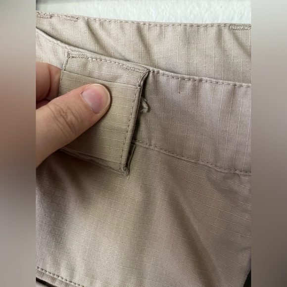 Propper Tactical Khaki Straight Leg Cargo Pants Women’s Size 8 - Picture 13 of 15